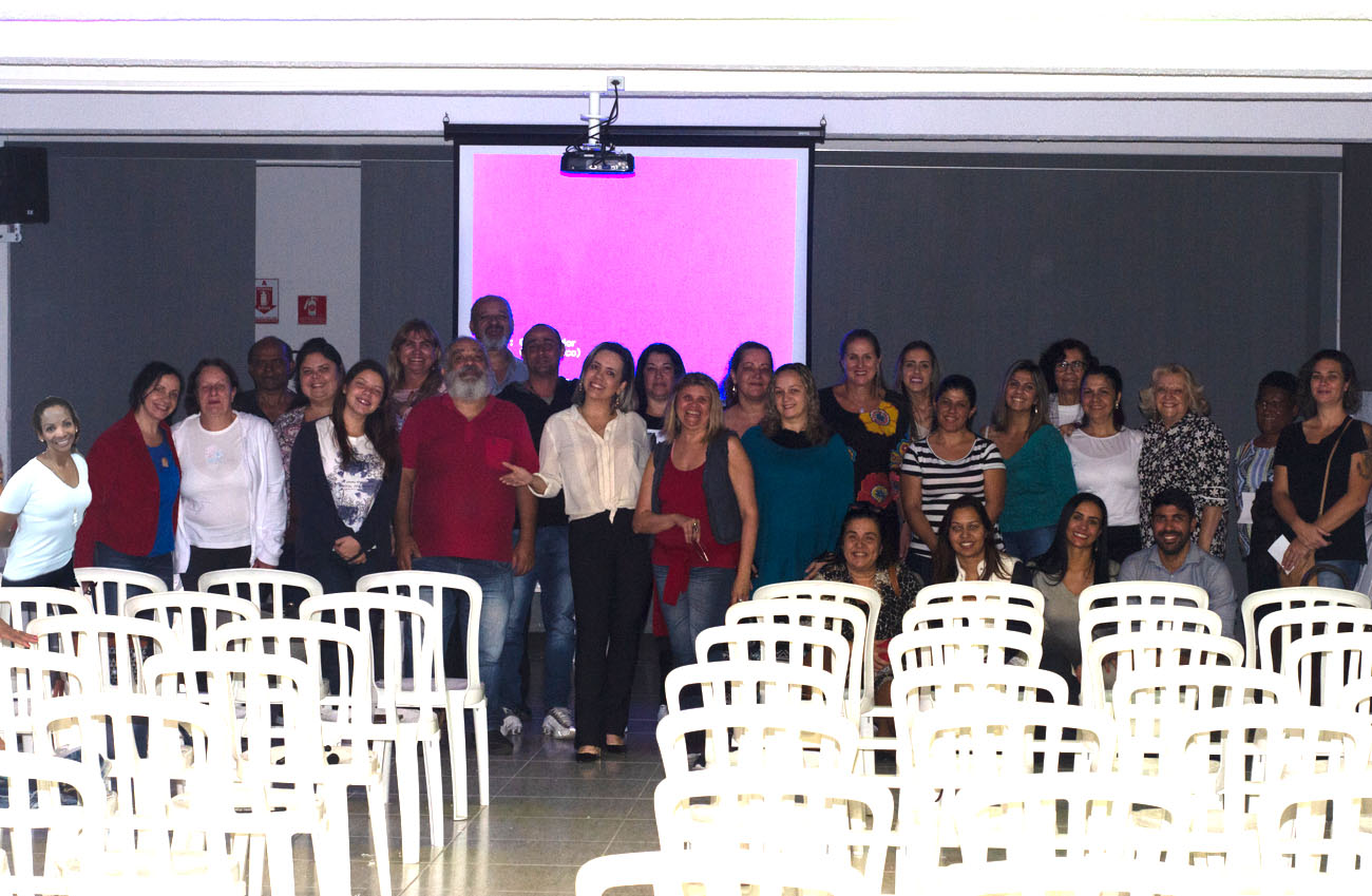 Dia 08 de Agosto Palestra com Fernanda Fernandes em fotos – Núcleo Espírita  Coração de JESUS